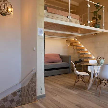Harbour View Lofts Apartment
